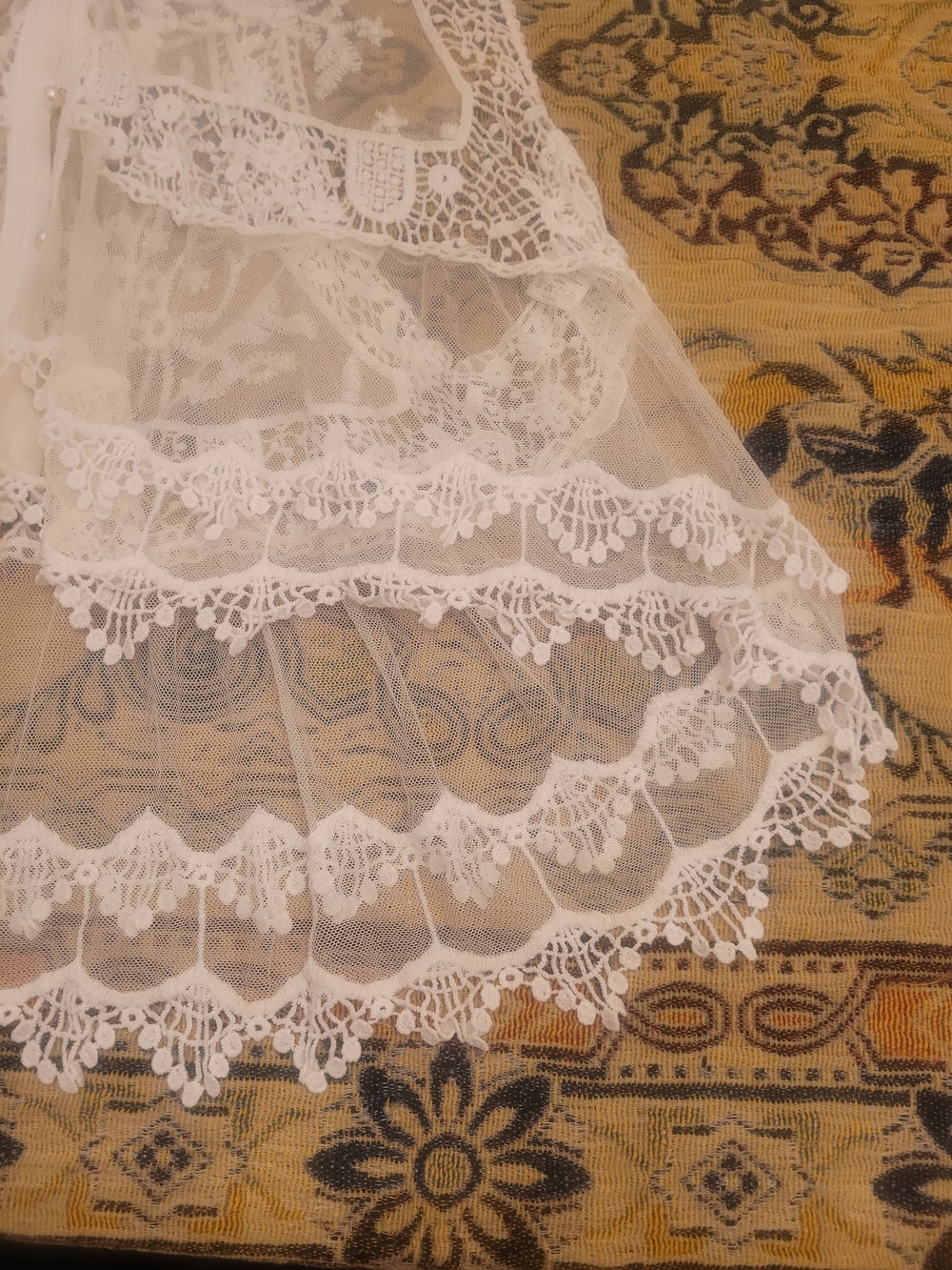 VENUS Sheer White Lace Tie-Front Vest - Picture 7 of 14